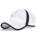 Berretto da baseball in rete bianca traspirante con bordo nero e patch Made - Bianco
