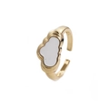 Minimalistischer verstellbarer Goldring mit weißer Emaille-Wolke auf weißem Hintergrund - Einstellbar Offen / Weiß