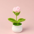 Handgefertigte gehäkelte rosa Blume in weißem Keramiktopf für Haus und Büro - Rosa 1-Kopf Blasenrose