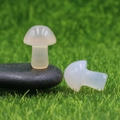 Mini 2cm transparent natural crystal mushroom stones on grass for garden decoration - Grey Agate