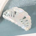 Pearlescent white shell shaped hair claw with cutout design in acetic acid material - 8.2cm / Iridescent / Mermaid Color