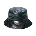 Detailansicht eines metallischen PU-Anglerhuts mit holografischem Laser-Effekt und Rippung - 58cm / AB Weiß