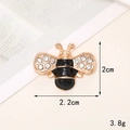 Detailed view of bee-shaped alloy accessory with rhinestones and 2.2cm size marking - D833 Enamel Small Bee