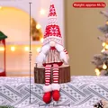 Gnomo di Natale con cappello a fiocchi di neve e lunghe gambe a righe su base in legno - Gnomo a Gamba Lunga-B (Cappello Verde a Rombi)