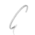 Détail d'un bracelet jonc argenté en forme de cœur avec une finition polie miroir chic - Bracelet Jonc Coeur Ouvert / Argenté