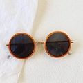 Retro round children's sunglasses with orange plastic frames and gold metal temples - Orange