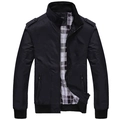 Chaqueta casual negra para hombre con cuello alto, cremallera y forro de cuadros - M / Negro