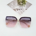 Gafas de sol cuadradas degradadas para mujer con patillas blancas y marco con purpurina - Estilo Degradado Brillante / Beige Gris Rosa