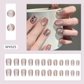 Unghie finte corte quadrate cat eye con glitter argento e sfumatura marrone chiaro - MY025 Super Flashy Occhio di Gatto (Stile Colla)