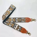 Bandoulière ethnique brodée de 5 cm avec attaches en cuir et crochets en laiton - Largeur: 5cm / Noir