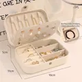 Portable cream leather jewelry box with necklace hooks and ring slots 16x11x5cm - Medium - Clip Style / White
