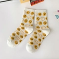 Weiße Baumwollsocken mit gelben Smileys und Smile-Schriftzug für Damen - Einheitsgröße / Weiß mit gelbem Smiley