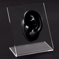 Schwarzes Silikon-Ohrmodell auf klarem Acrylständer für Schmuck und Ohrringe - Schwarz Linkes Ohr