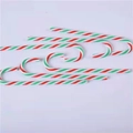 Detailsicht auf sechs 15cm rot-grün gestreifte Acryl-Zuckerstangen-Ornamente für Bäume - Groß / Großpackung / Rot und Grün