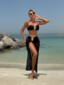 Conjunto de bikini negro de dos piezas con detalles de concha dorada y falda de playa - S / Negro