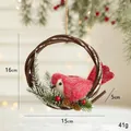 Ghirlanda natalizia con uccellino rosso e pigna, decorazione da appendere di 15cm - Uccello con Ghirlanda di Rattan Rosso