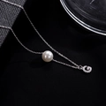 Collier en argent S925 avec perle ronde et pendentif lettre G brillant et raffiné - Lettre G