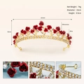 Dettaglio corona con rose rosse e strass, dimensioni 15 cm di diametro e 4,5 cm altezza - Rosso