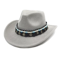Détail du chapeau en feutre gris avec perles ethniques, franges noires et pièces bronze - M (56-58cm) / Gris clair