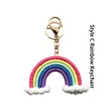 Handgefertigter Makramee-Regenbogen-Schlüsselanhänger mit weißen Wolken und Goldverschluss - Regenbogen-Stil C