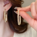 Boucles d'oreilles en U dorées avec pavé de cristaux de zircone cubiques étincelants - 99# Tige en Argent - Boucles d'Oreilles en Zircon Micro-pavage en Forme de U Dorées