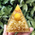 Handheld yellow crystal orgone pyramid with gold lotus flower and resin quartz - 8cm / Yellow Ball Citrine Lotus