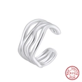 Ear cuff in argento sterling S925 con design incrociato a onde multistrato - Aperto Regolabile / Ear Cuff a Onde Multistrato (GAR06) / Argento