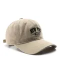 Beigefarbene Baumwoll-Baseballkappe mit schwarzer New York 1625 Stickerei - Beige