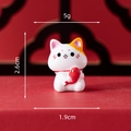 Mini resin lucky cat figurine with red fish, 2.6cm tall, creative desk or car ornament - Cat Holding Fish