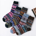 Ethnic knit wool socks with Nordic snowflake patterns in five assorted colors - One Size / Thick Thread Octagonal Flower