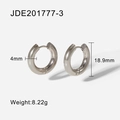 Gepolijste zilveren roestvrijstalen oorringen 4mm met afmetingen en gewichtsdetails - Zilveren Gladde Ring