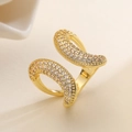 Anillo geométrico de doble arco bañado en oro con pavé de circonitas brillantes finas - Doble Arco Abierto-14419 / Dorado