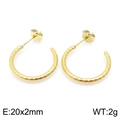 Golden C-shaped textured earrings with a hammered finish and irregular geometric design - 20x2mm / Gold (KE98649-KFC)
