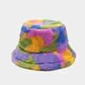 Close-up of colorful tie-dye faux fur bucket hat with soft plush texture for winter - M (56-58cm) / Blue Yellow Purple Tie Dye