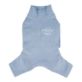 Minimalistischer hellblauer Haustier-Jumpsuit mit Bestickung und Herzmuster aus Rippstoff - S / Blau