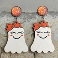 Handgefertigte Halloween-Geisterohrringe aus Holz mit Schleife und glitzernden Steckern - Geist mit Schleife Stil