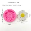Silikonform Gänseblümchen für Schokolade und Seife mit Größenangaben in der Anzeige - 6469-Mit Aufhängeloch-Rosa