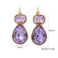 Macro detail of purple teardrop zircon earrings with gold frame dimensions 23x12mm - Light Purple Zirconia