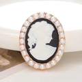 Vintage-Porträt-Kamee-Anhänger mit weißem Perlenrand für DIY-Schmuck und Handyhüllen - Weiß