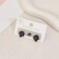 Parure de boucles d'oreilles en acier noir mat avec motifs feuille et pierre ronde - Feuille d'Érable Noir