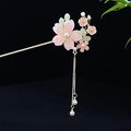 Goldener Haarschmuck mit rosa Blume und langer Perlenquaste vor schwarzem Hintergrund - Rosa Farbverlauf Blume Künstliche Perle Quaste (1796)