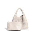 Crèmewitte handgeweven hobo-tas en bijpassende ritszak in minimalistische lederen stijl - Off-wit