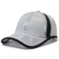 Berretto sportivo in rete grigia traspirante per outdoor con scritta Sport Fashion - Regolabile / Grigio Chiaro con Nero