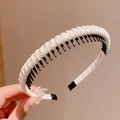 Nonslip plaid fabric headband in cream beige with inner teeth for girls hair - Off-white