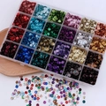 Scatola da 24 scomparti con paillettes colorate a scaglie di pesce per bricolage - 5mm (5g Per Scomparto) / Scatola 12