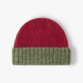 Gorro de lana para mujer con diseño de bloques en color burdeos y verde oliva - Rojo Cosido Verde (23B067)