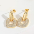 Luxuriöse goldene U-förmige Herz-Ohrringe mit Zirkon-Besatz für Damen als Paar - Geometrischer Quadrat-Pave-Stil (Gold)