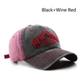 Gorra de béisbol retro en negro y granate con bordado de New York de calidad - Negro y rojo vino