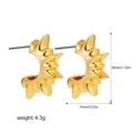 Dettaglio orecchini a C a raggiera in oro 18K, dimensioni 26mm x 16mm e peso di 4,3g - Luce Solare Dorata (T080)