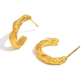 C-shaped golden stainless steel stud earrings with irregular hammered texture finish - Irregular Hammered / Gold